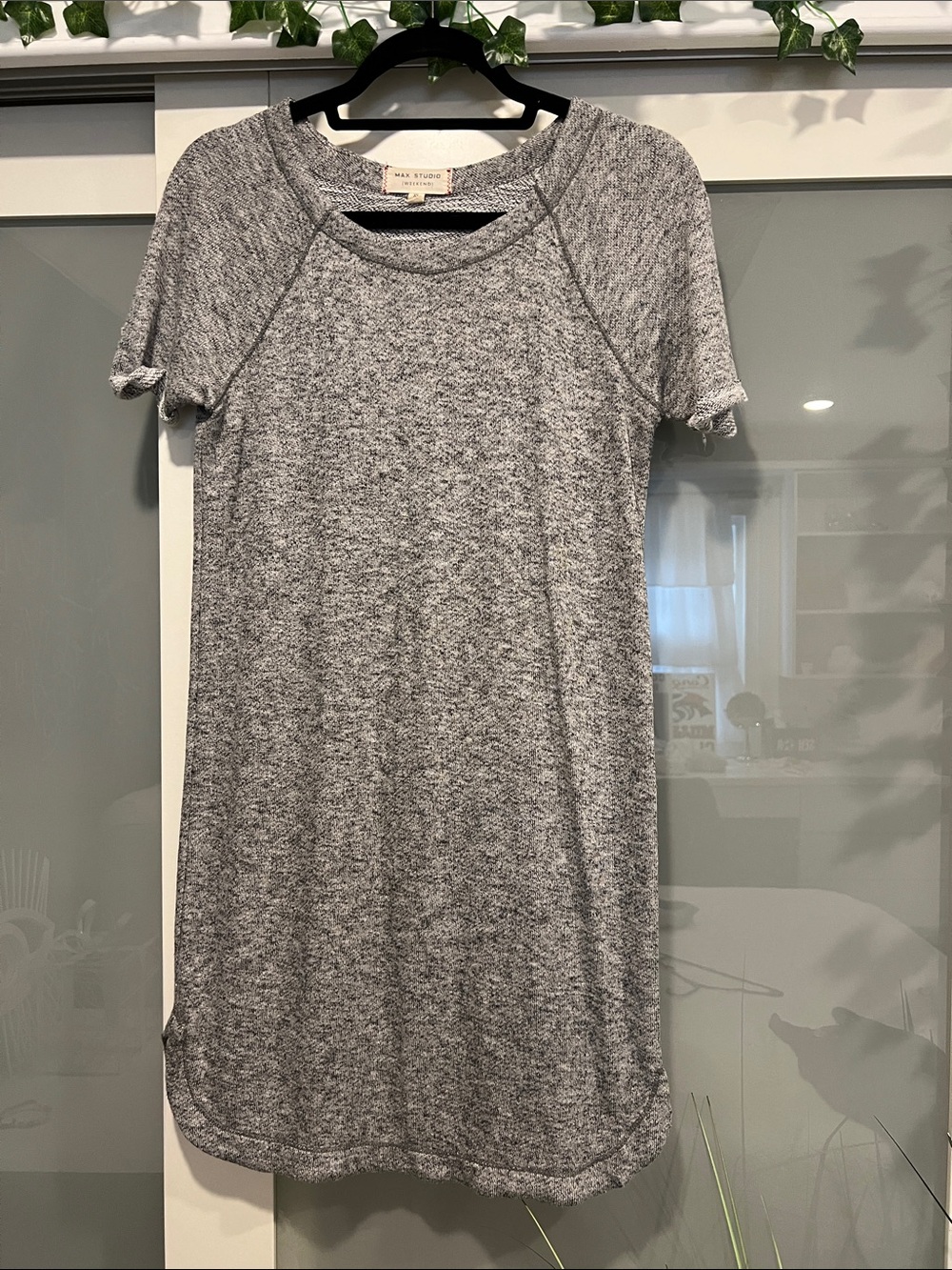 Gray Short-Sleeve Knit Women's Top